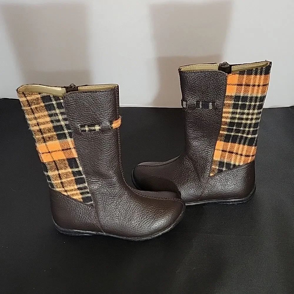 BRAND NEW UMI ROUND TOE ZIPPER CLOSURE TODDLERS BOOT